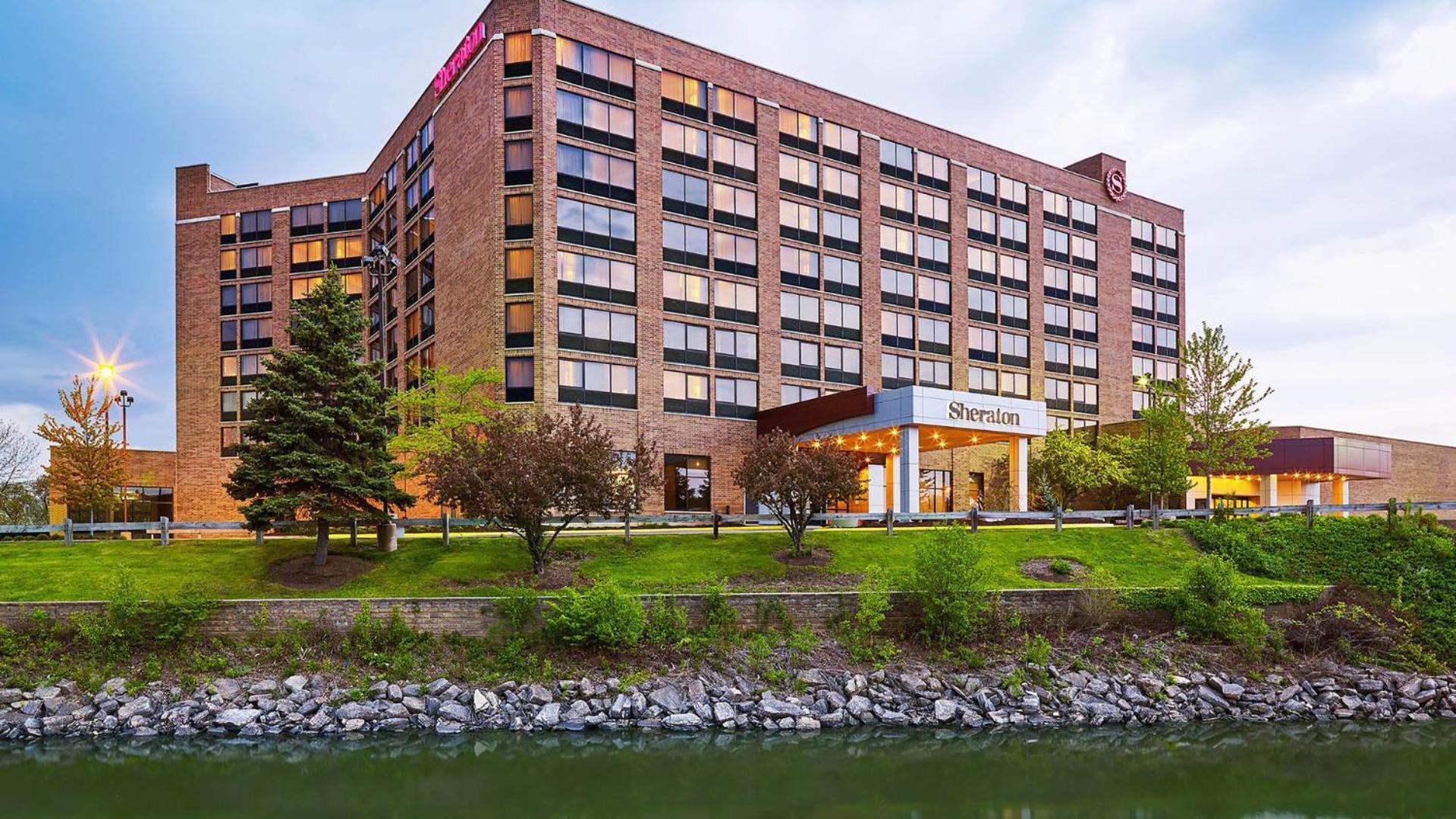 Sheraton Lisle Naperville Hotel Esterno foto